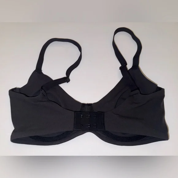 New! SKIMS Black Underwire Scoop Bra    Size- 34DD (E) - Picture 3 of 4